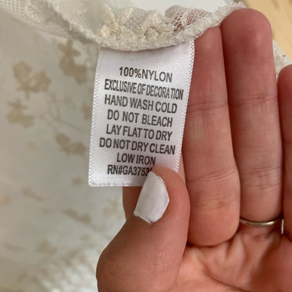 White Lace Kimono - Picture 5 of 5